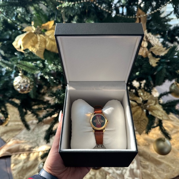 Authentic Gucci Watch - Picture 5 of 5